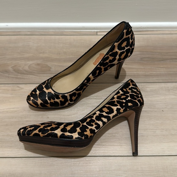 VGUC COACH New York Giovanna Calfhair Fur Hair Pointed High Heels Animal Print - Picture 7 of 11